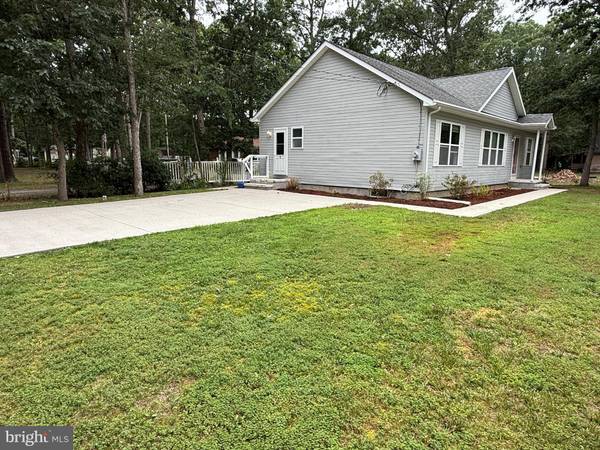 Millville, NJ 08332,2 LAUREL DR