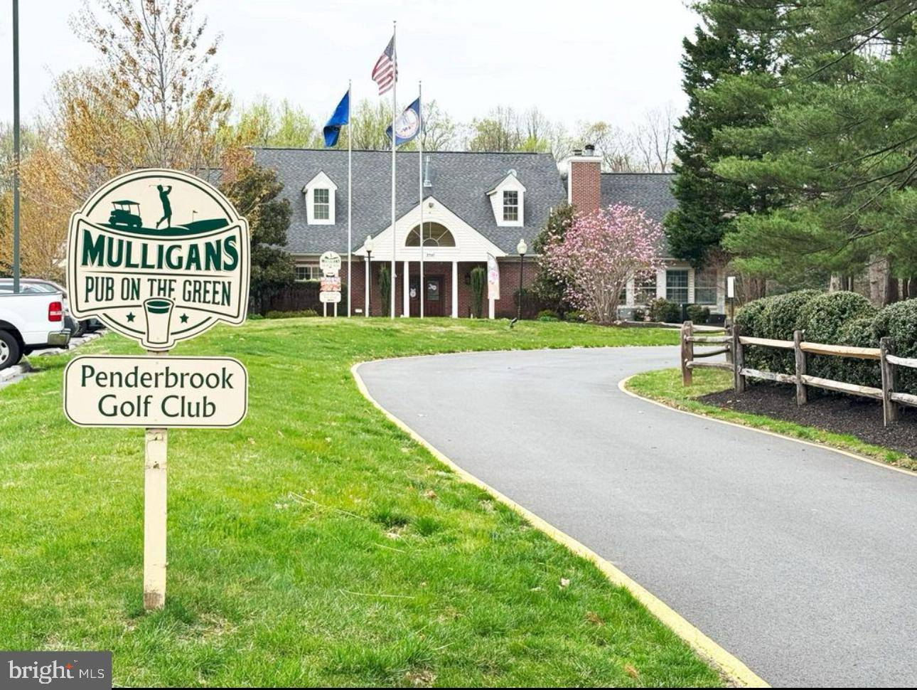 Fairfax, VA 22033,12101 GREEN LEDGE CT #102