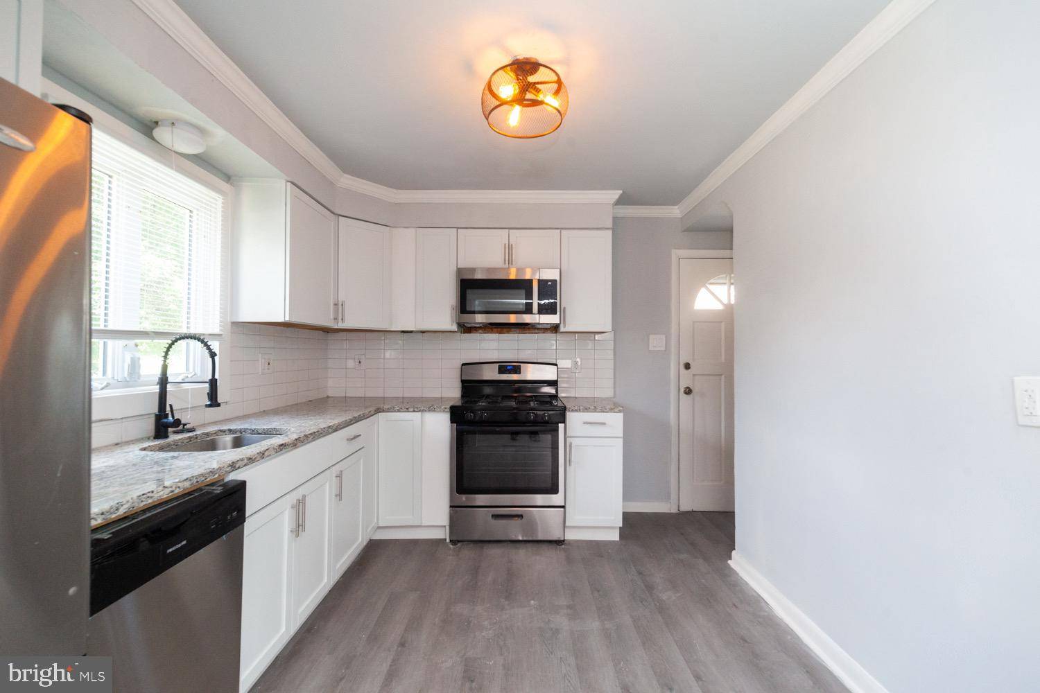 Clementon, NJ 08021,2114 S BRIGHTON AVE