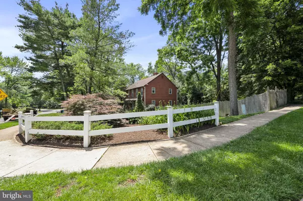 Moorestown, NJ 08057,201 LAURENCE DR