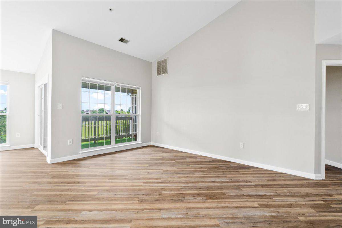 Frederick, MD 21702,2500 DRIFTWOOD CT #3B