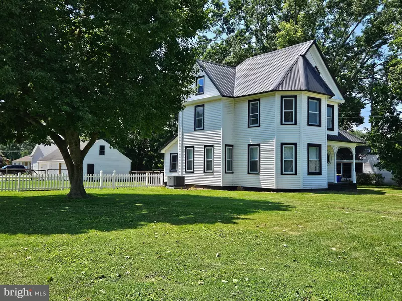 416 S MAIN ST, Bridgeville, DE 19933