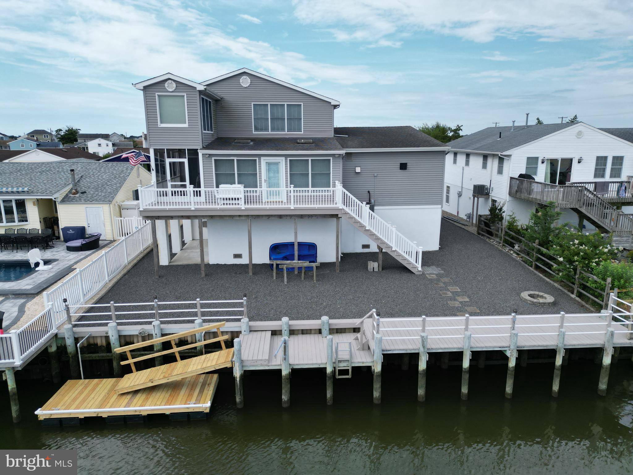 Tuckerton, NJ 08087,107 E SHREWSBURY DR