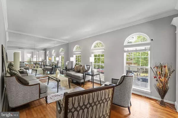 Lorton, VA 22079,9958 E HILL DR