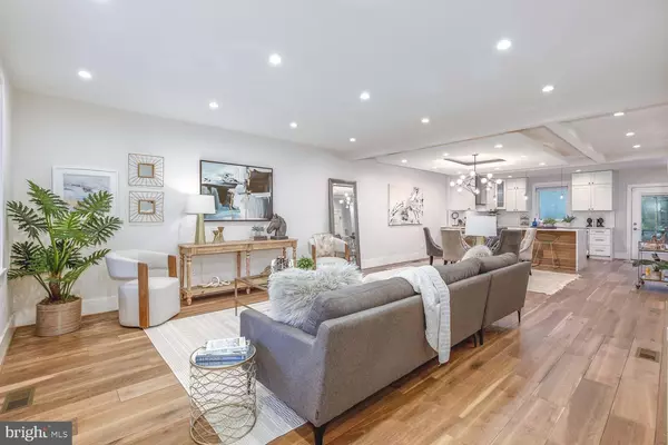 Washington, DC 20011,5014 9TH ST NW