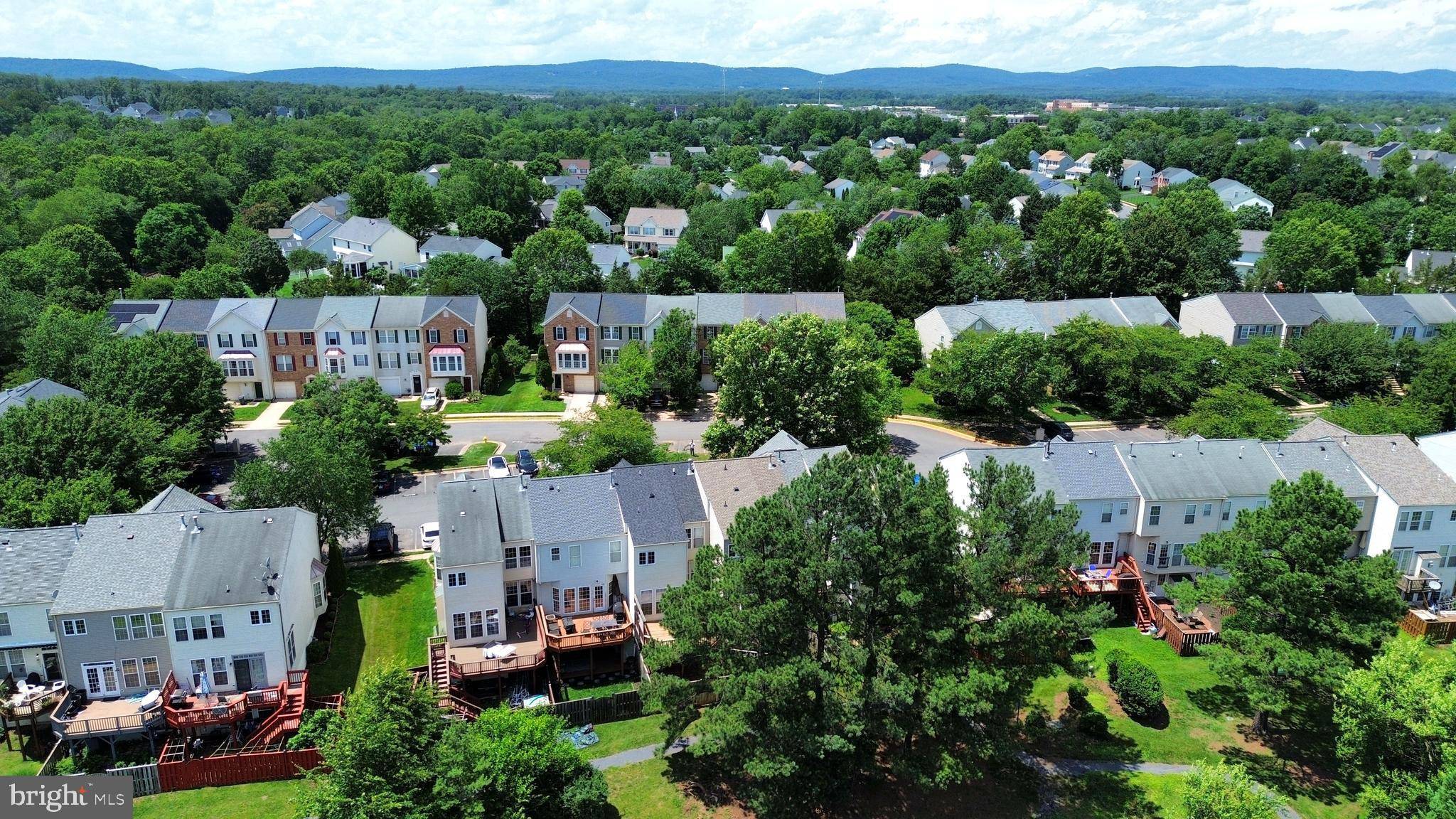 Gainesville, VA 20155,7003 MANAHOAC PL