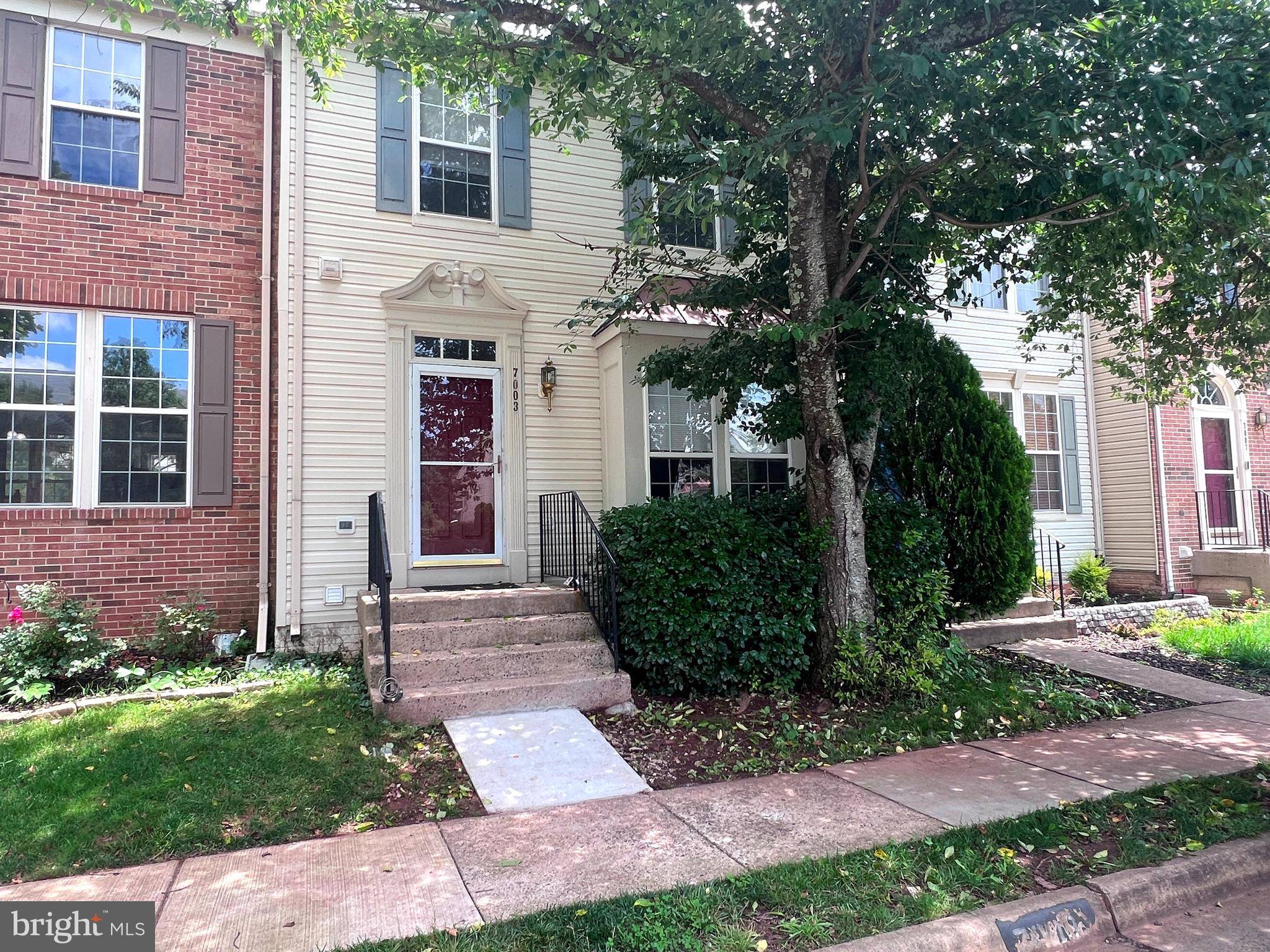 7003 MANAHOAC PL, Gainesville, VA 20155