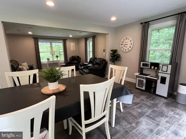 Mertztown, PA 19539,148 FIVE POINTS RD