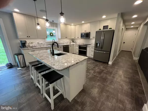 Mertztown, PA 19539,148 FIVE POINTS RD