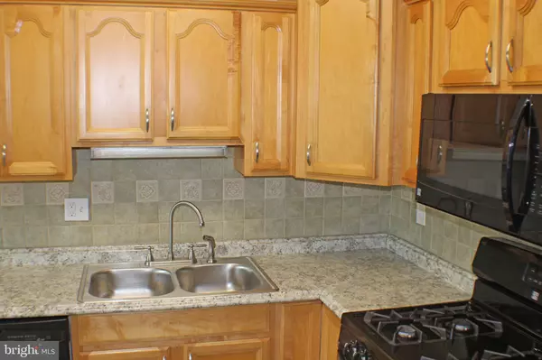 Roebling, NJ 08554,60 RIVER BANK DR