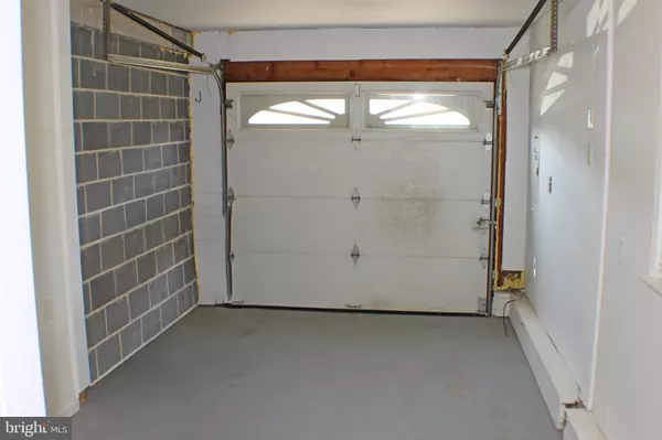 Roebling, NJ 08554,60 RIVER BANK DR