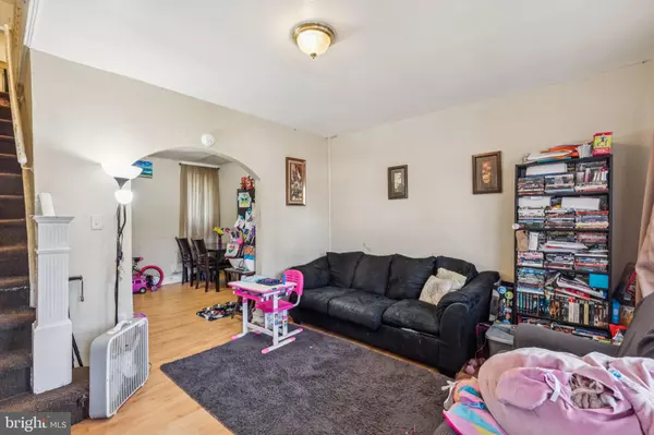 Philadelphia, PA 19120,277 W WELLENS AVE
