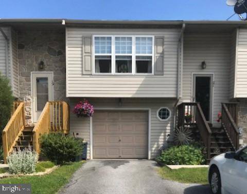 21 E ELM ST, Lebanon, PA 17042