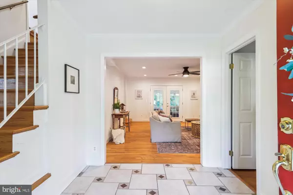 Alexandria, VA 22308,8407 BREWSTER DR