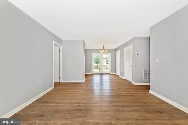 Charles Town, WV 25414,135 JOHNS CT
