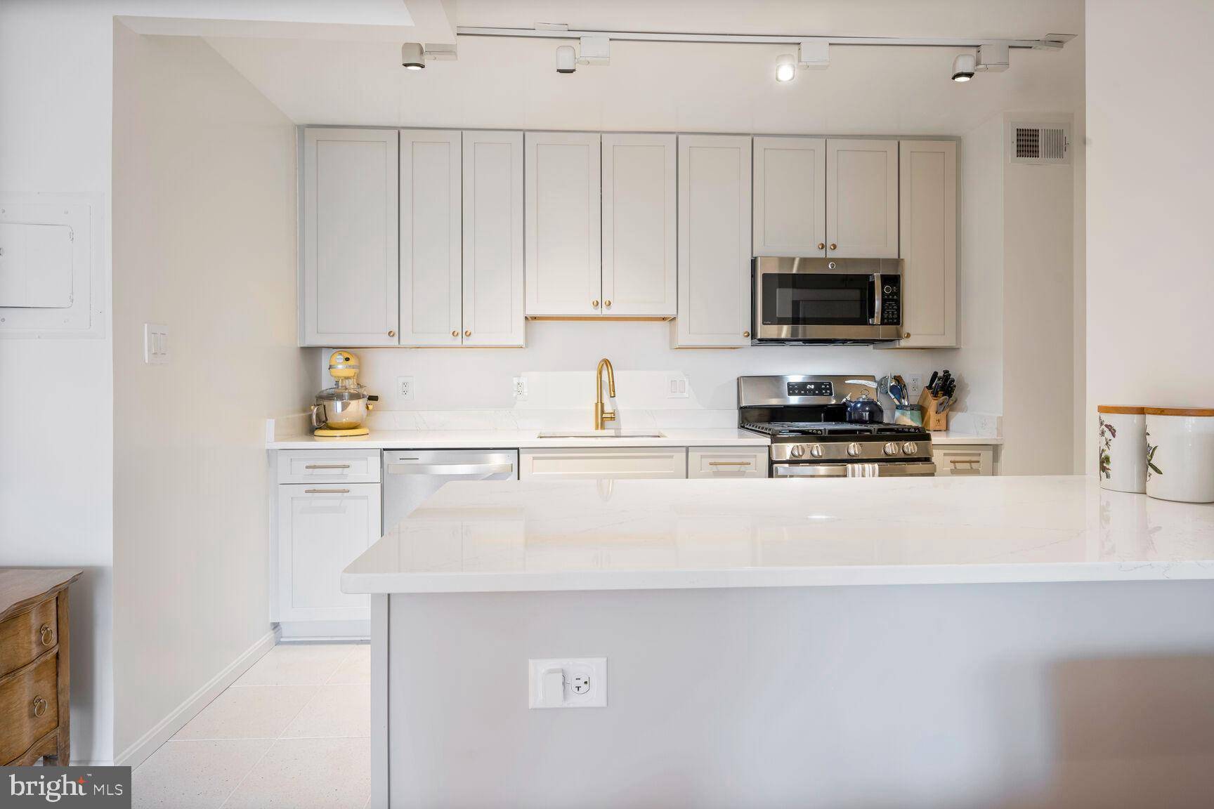 Washington, DC 20036,1280 21ST ST NW #410