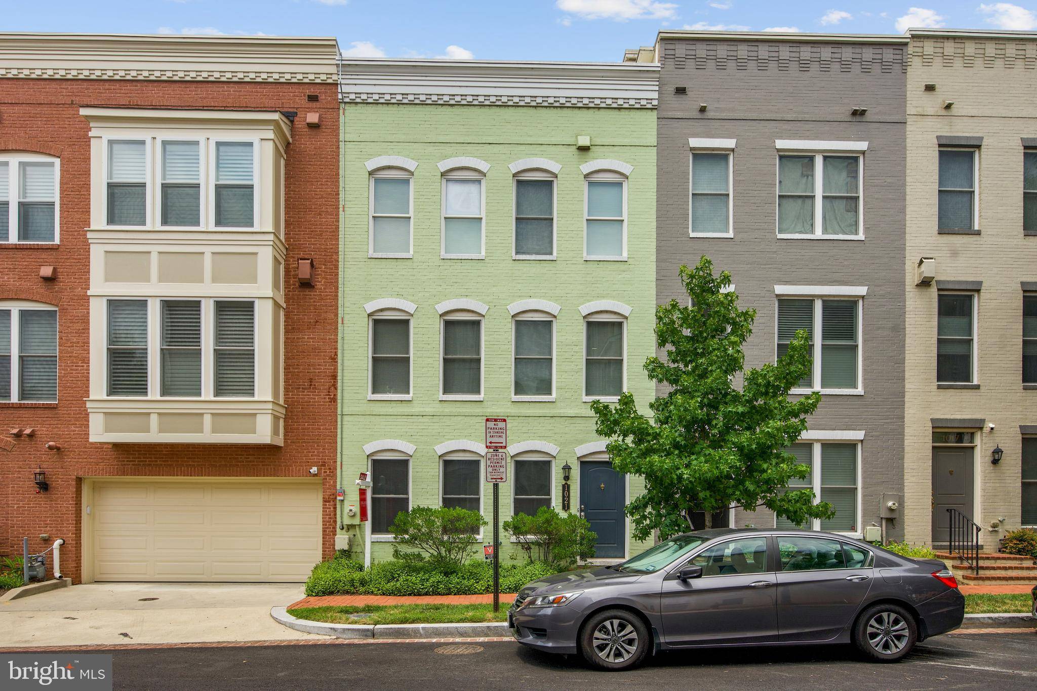 1021 3RD PL SE, Washington, DC 20003