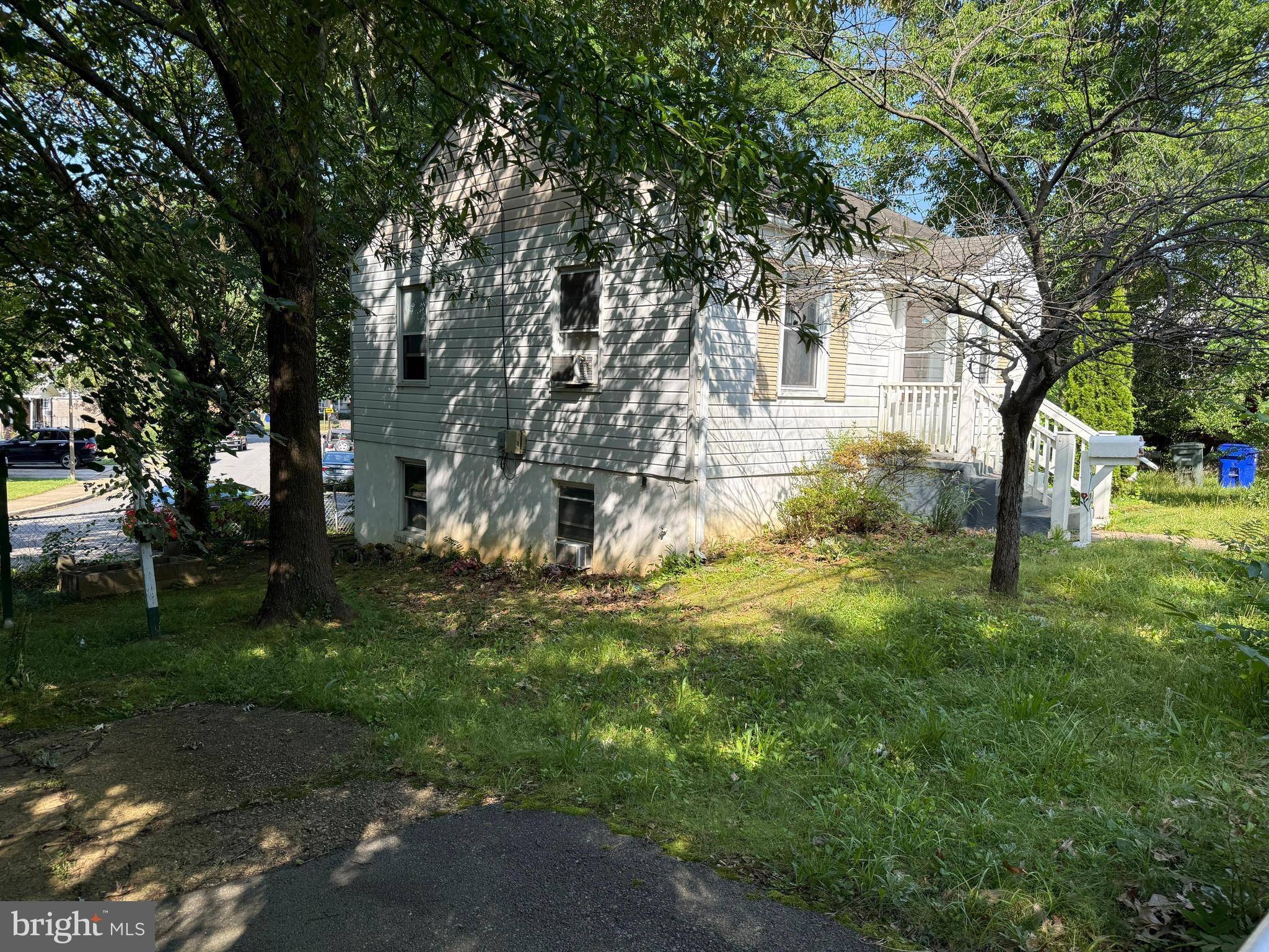 Arlington, VA 22207,1712 N CULPEPER ST