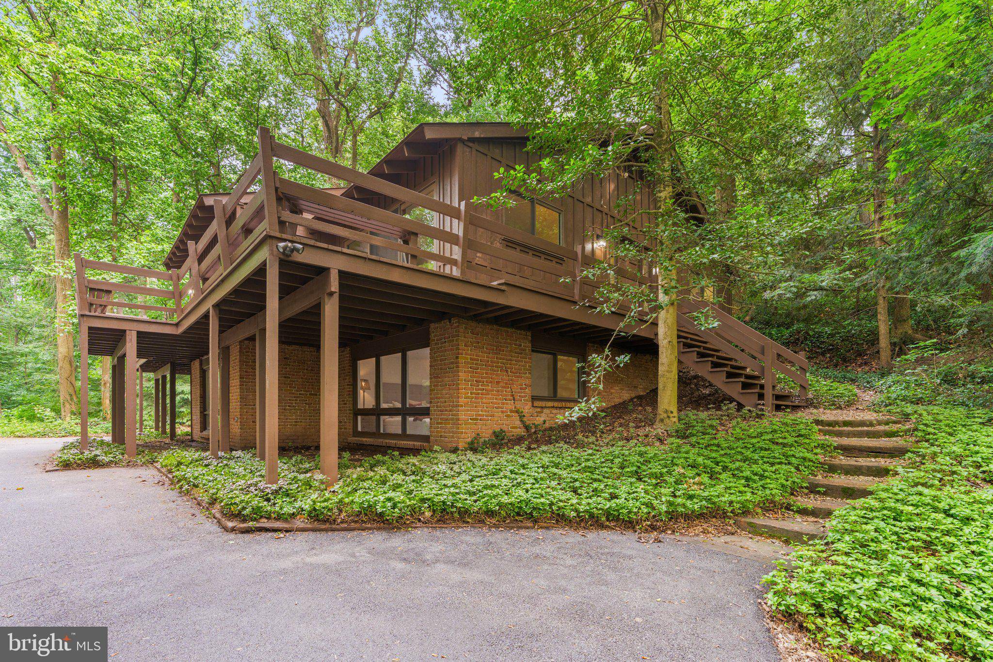 Lancaster, PA 17601,400 RINGNECK LN