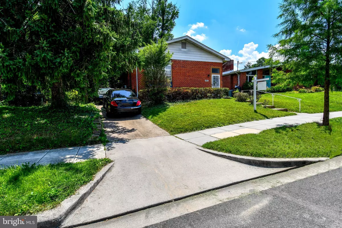 Washington, DC 20018,1829 UPSHUR ST NE