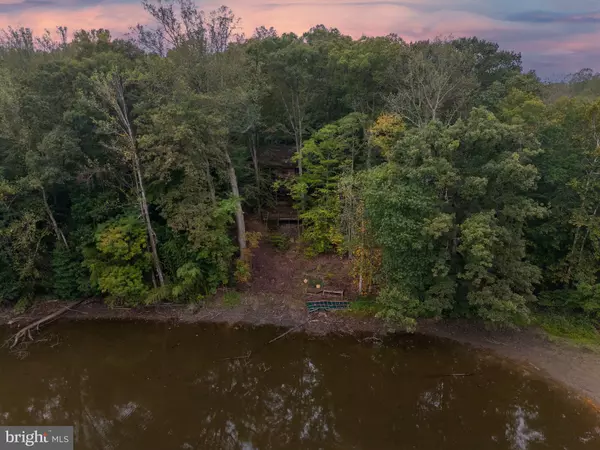 Fairfax Station, VA 22039,10400 HAMPTON RD