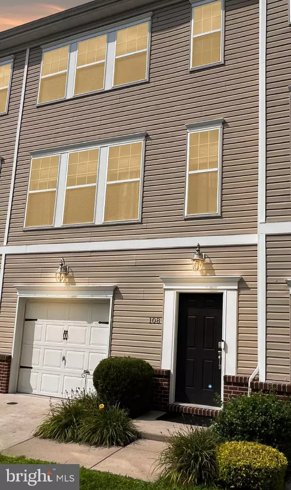 Burlington, NJ 08016,108 CREEKSIDE WAY