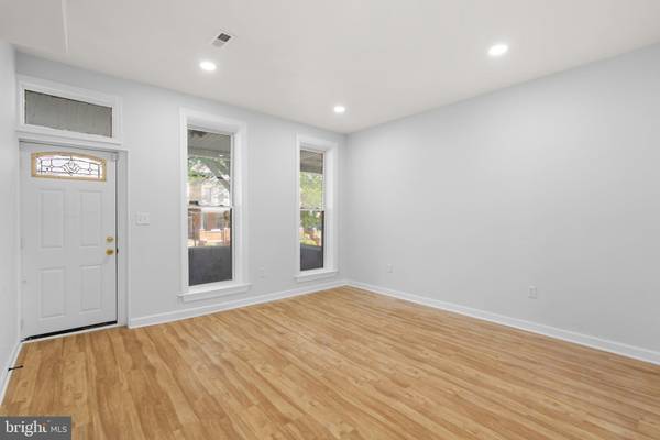 Baltimore, MD 21217,813 CHAUNCEY AVE