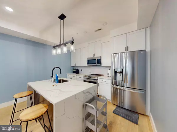 Washington, DC 20011,927 KENNEDY ST NW #303