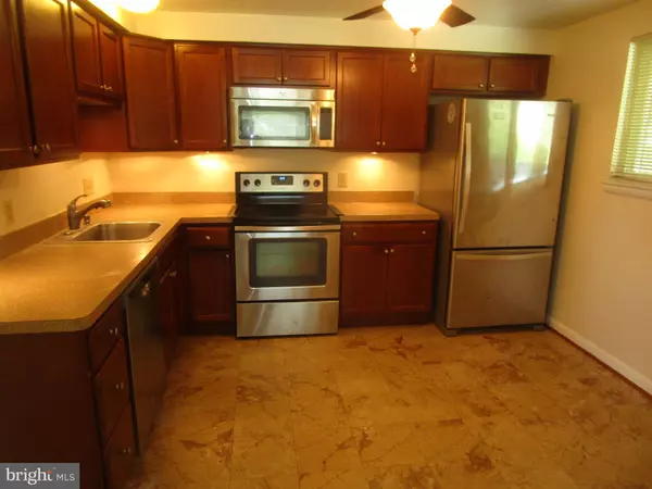 Temple Hills, MD 20748,5606 DEVON CT
