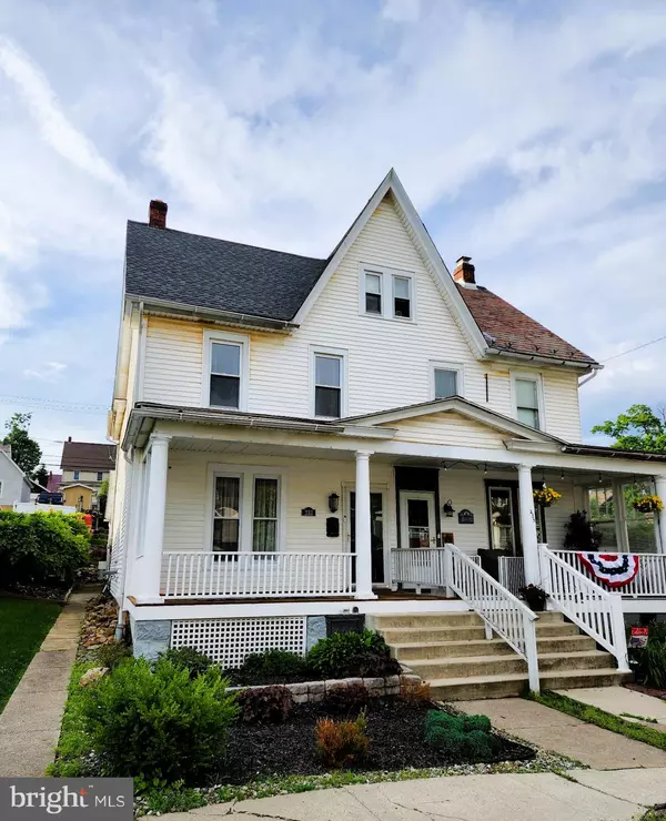 233 LAFAYETTE AVE, Palmerton, PA 18071