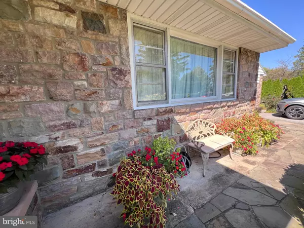 Reading, PA 19601,415 S TULPEHOCKEN RD