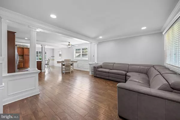 Pitman, NJ 08071,505 SPRUCE AVE