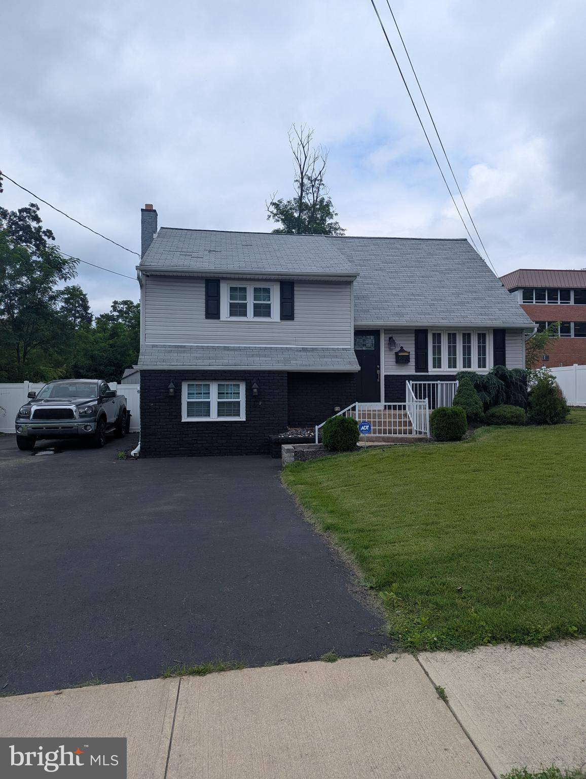 505 SPRUCE AVE, Pitman, NJ 08071