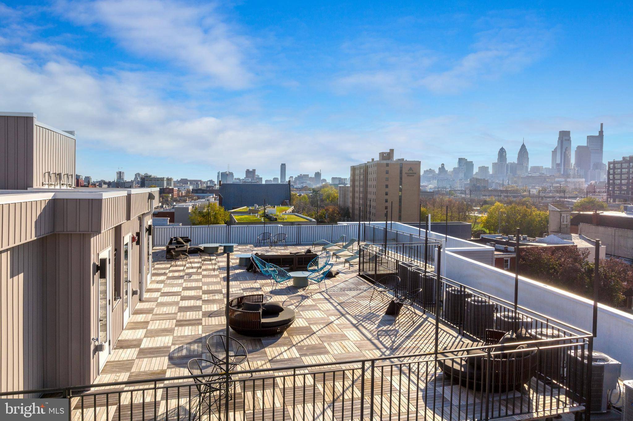 629 W GIRARD AVE #203, Philadelphia, PA 19123