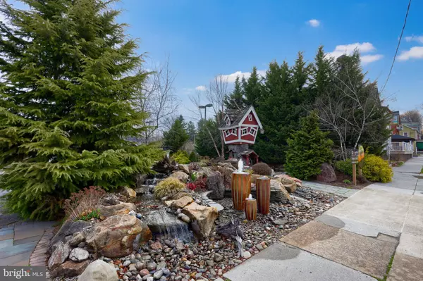 Wernersville, PA 19565,53 E PENN AVE