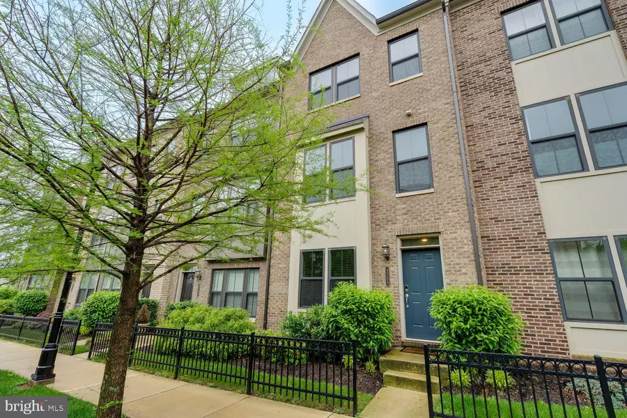 4703 UNDERWOOD ST, Riverdale, MD 20737