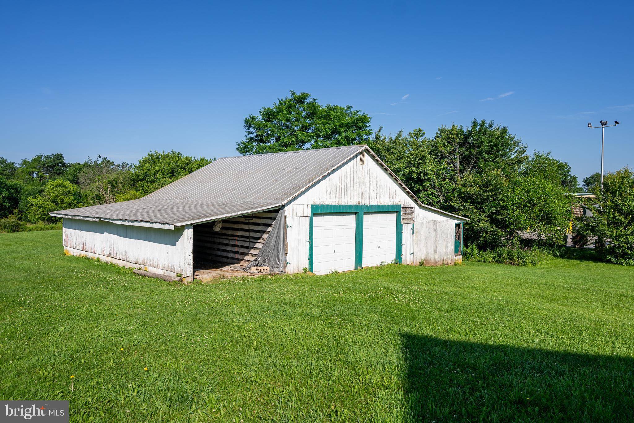 New Oxford, PA 17350,297 S WATER ST