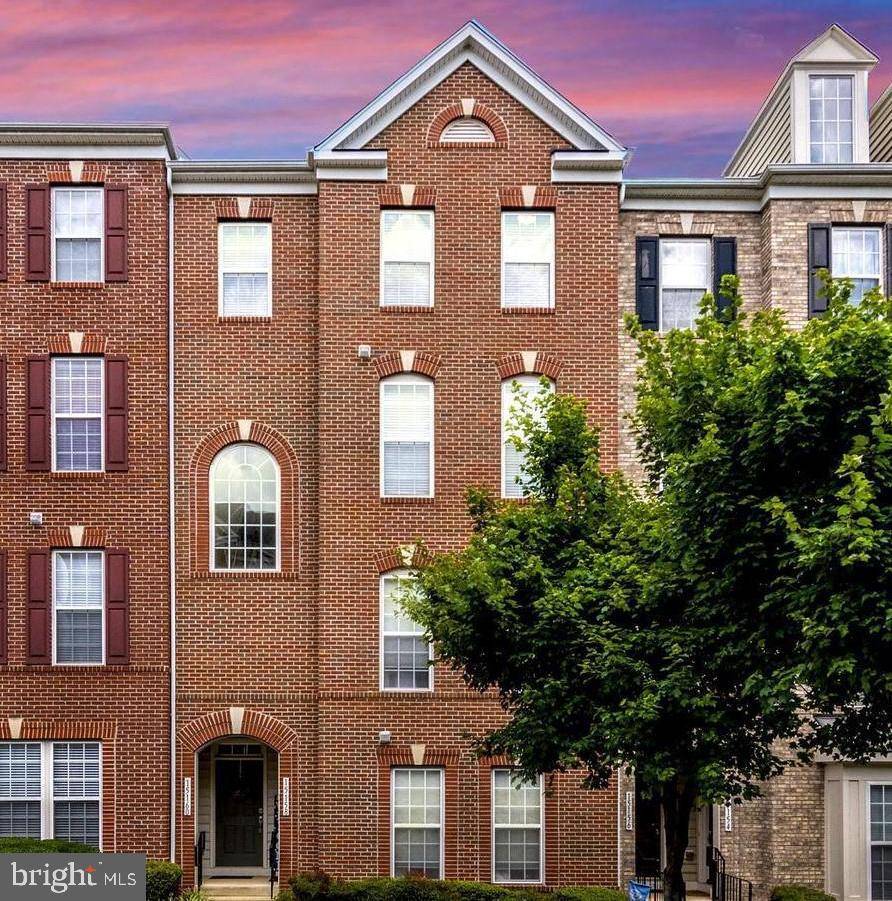 15158 KENTSHIRE DR, Woodbridge, VA 22191
