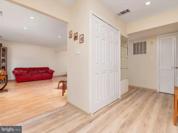Crofton, MD 21114,1909 HARCOURT AVE