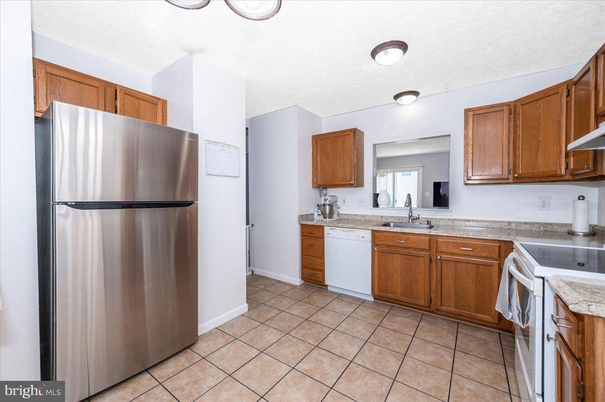 Odenton, MD 21113,519 REALM CT E