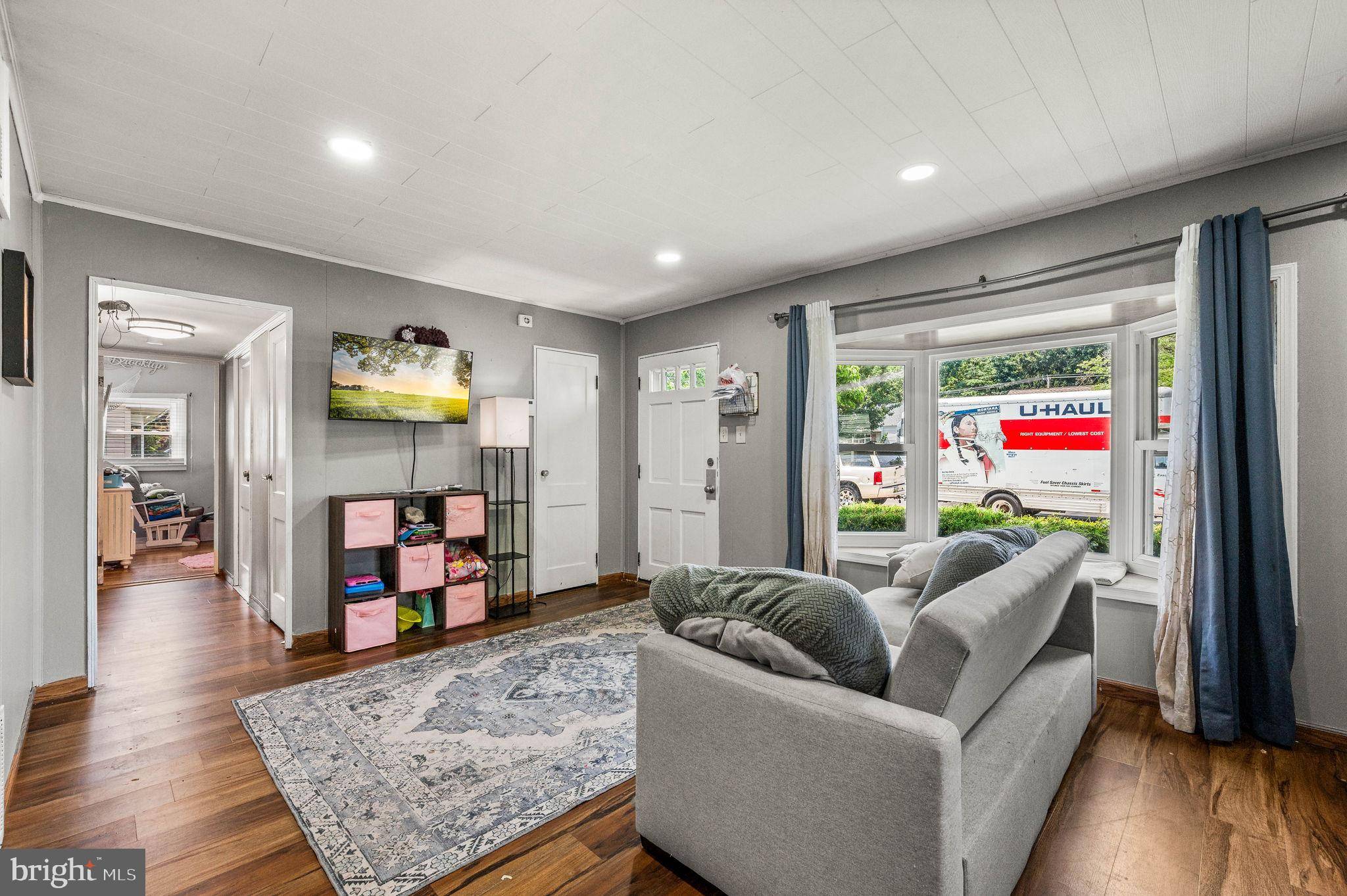Fairless Hills, PA 19030,672 AUSTIN DR