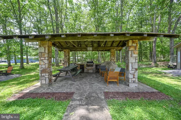 Swanton, MD 21561,70 HONEYSUCKLE LN