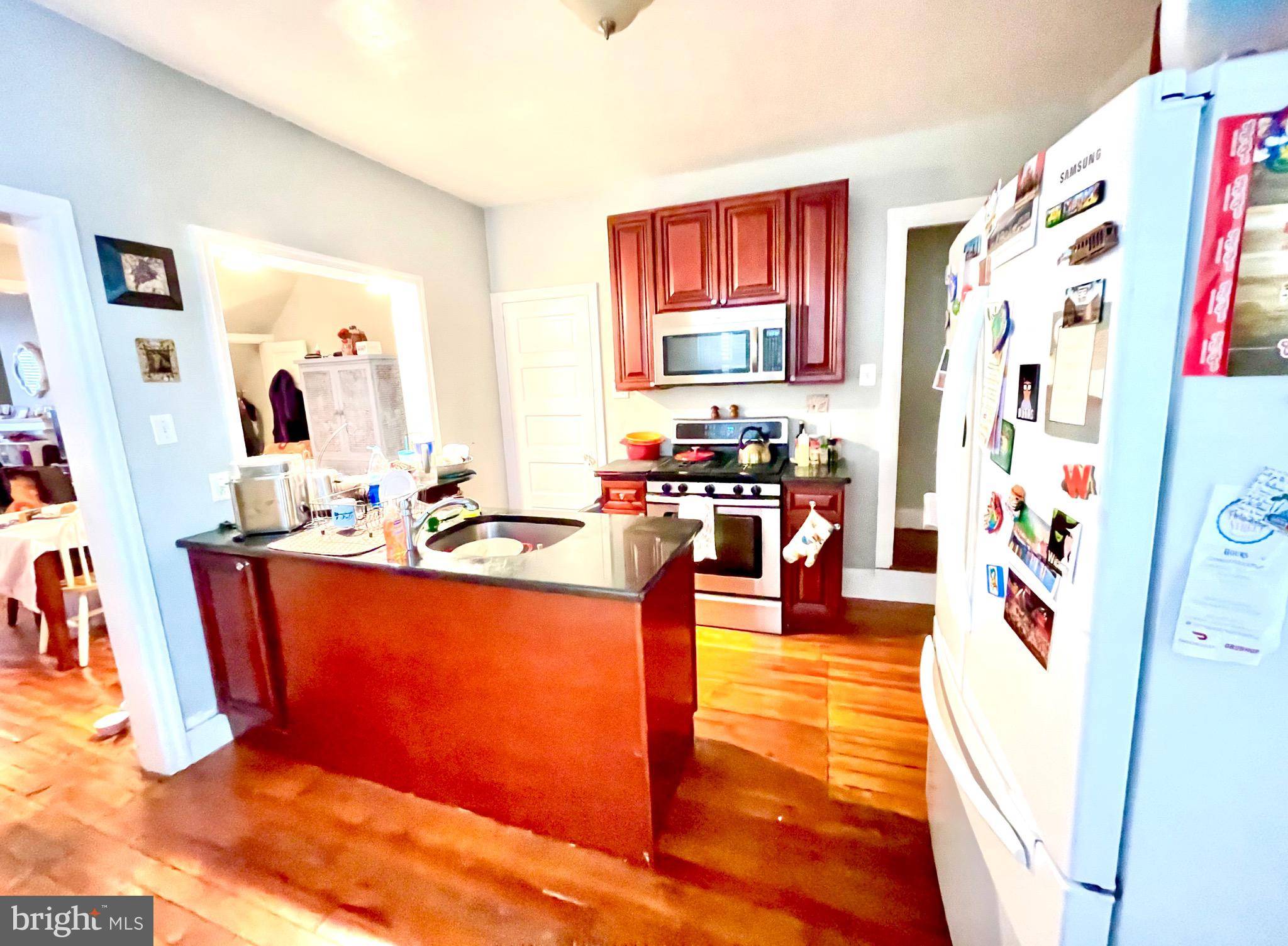 Philadelphia, PA 19128,253 ROXBOROUGH AVE