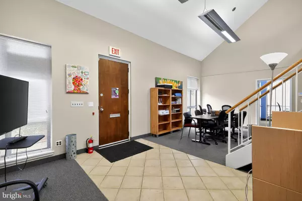 Rockville, MD 20852,6183 EXECUTIVE BLVD #2-B