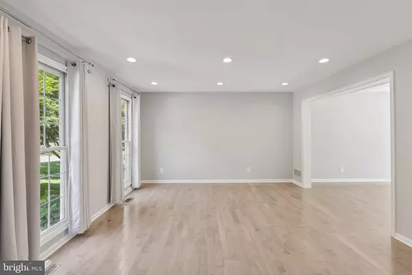 Woodbridge, VA 22192,3483 MADELYN CT