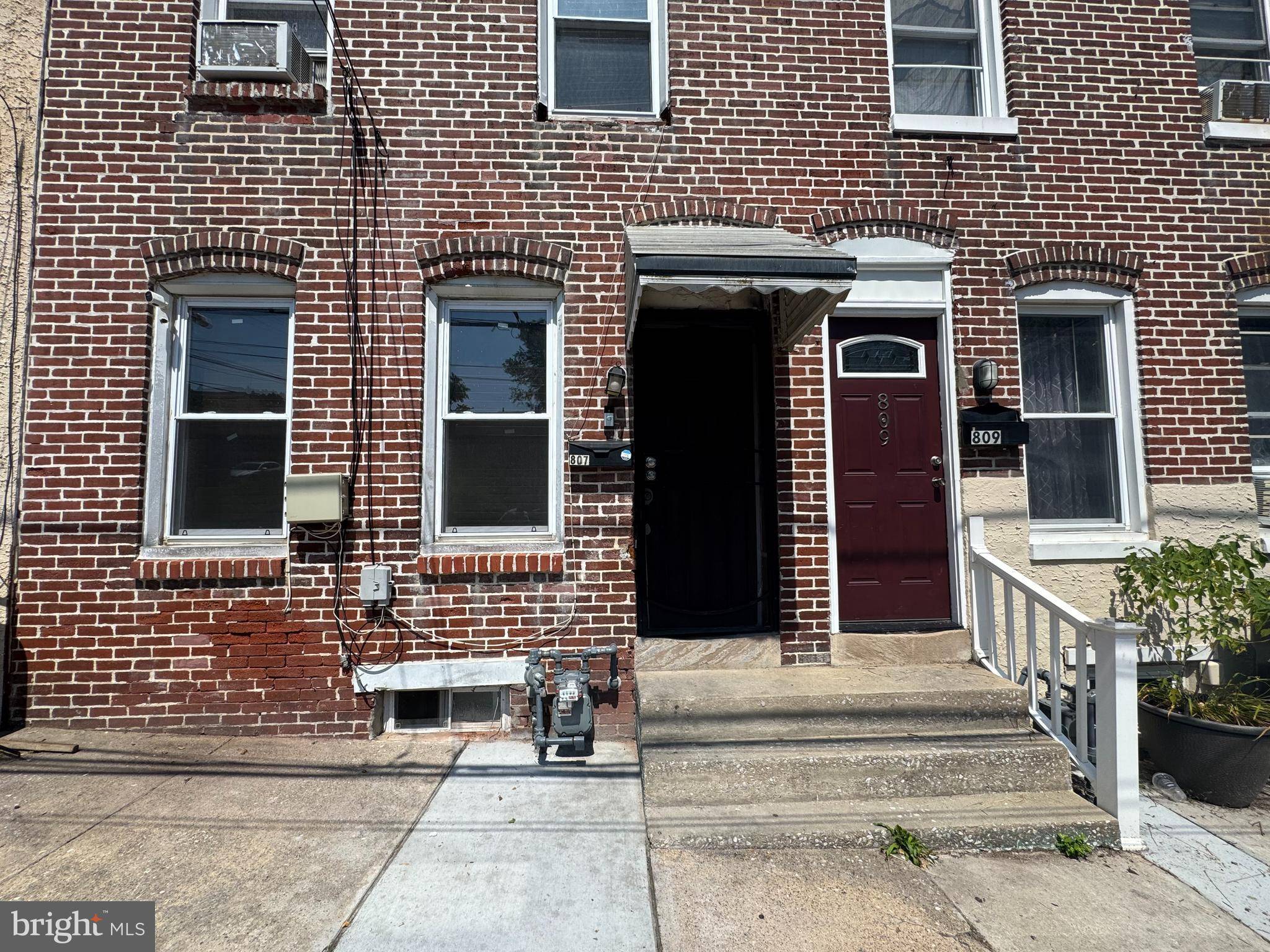 Norristown, PA 19401,807 VIOLET ST