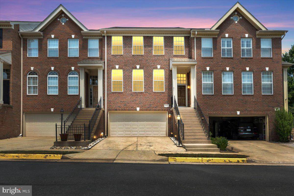 47698 LOWELAND TER, Sterling, VA 20165