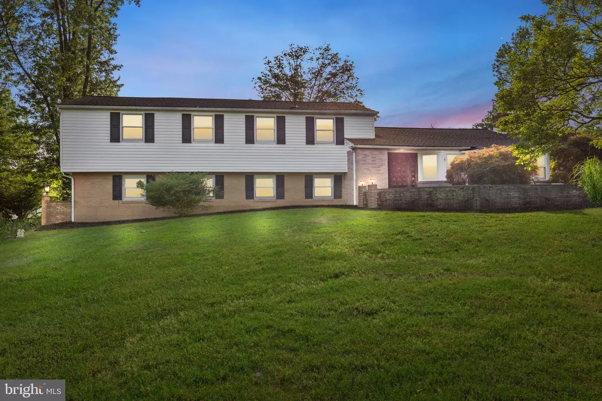 North Wales, PA 19454,1452 W LAMPLIGHTER LN