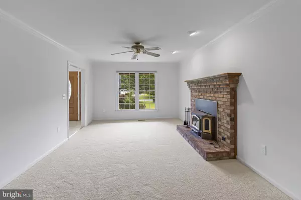 West River, MD 20778,5122 MARX DR
