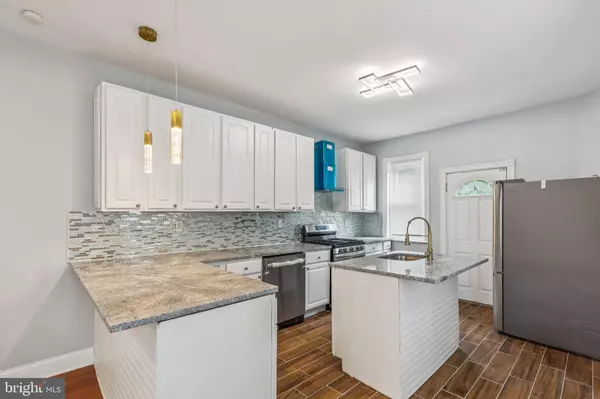 Philadelphia, PA 19143,2034 S 57TH ST